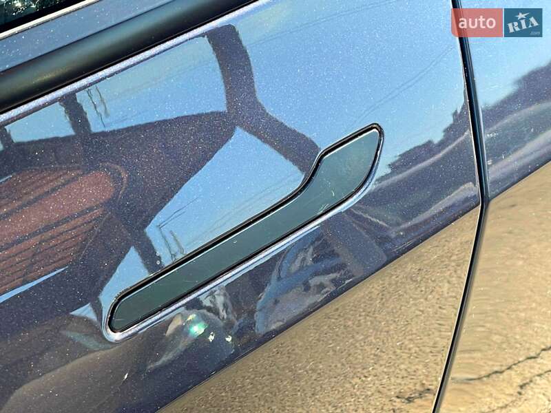 Седан Tesla Model 3 2024 в Киеве фото 34 Седан Tesla Model 3 2024 в Киеве