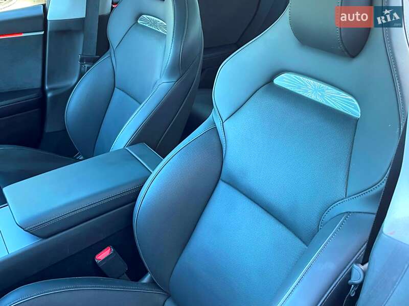 Седан Tesla Model 3 2024 в Киеве фото 44 Седан Tesla Model 3 2024 в Киеве