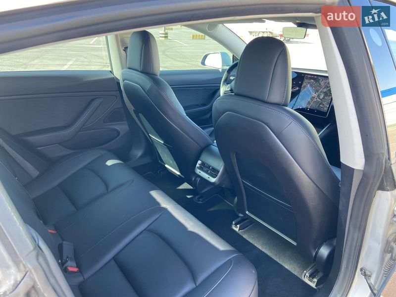 Седан Tesla Model 3 2018 в Львове фото 7 Седан Tesla Model 3 2018 в Львове