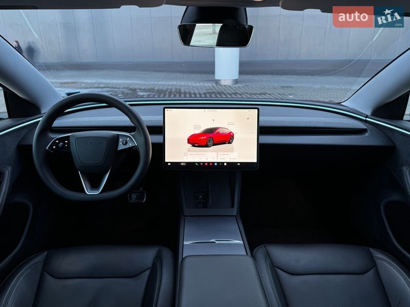 Седан Tesla Model 3 2024 в Києві