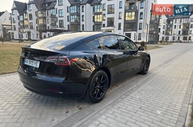 Седан Tesla Model 3 2023 в Киеве