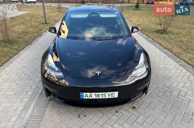 Седан Tesla Model 3 2023 в Киеве