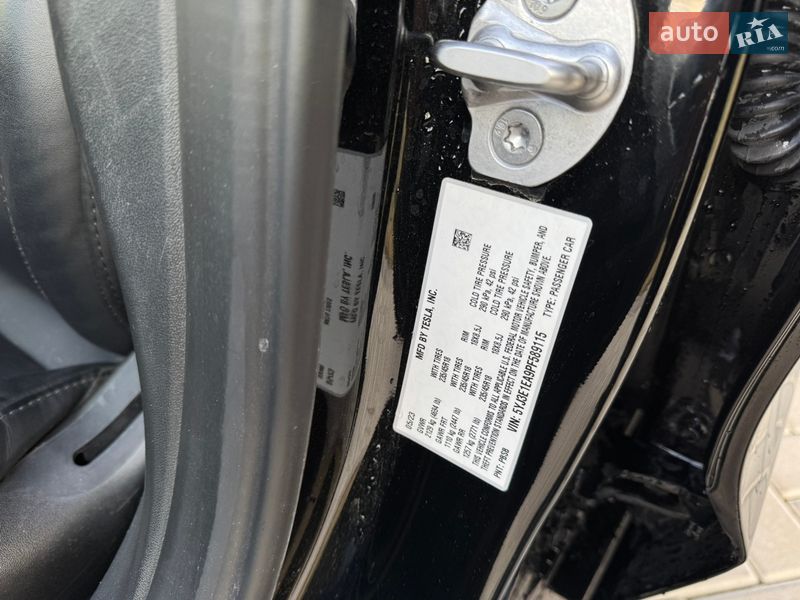 Седан Tesla Model 3 2023 в Киеве фото 15 Седан Tesla Model 3 2023 в Киеве