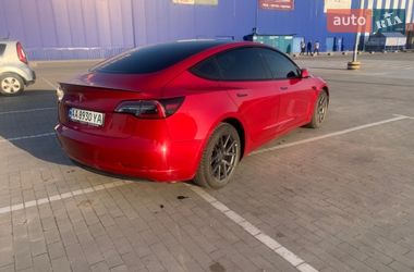 Седан Tesla Model 3 2022 в Виннице