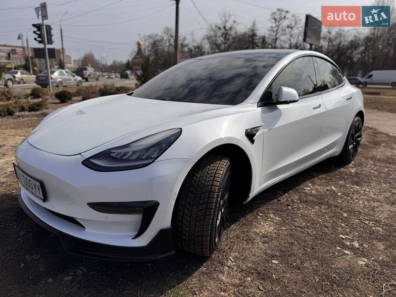Седан Tesla Model 3 2019 в Харькове фото 2 Седан Tesla Model 3 2019 в Харькове