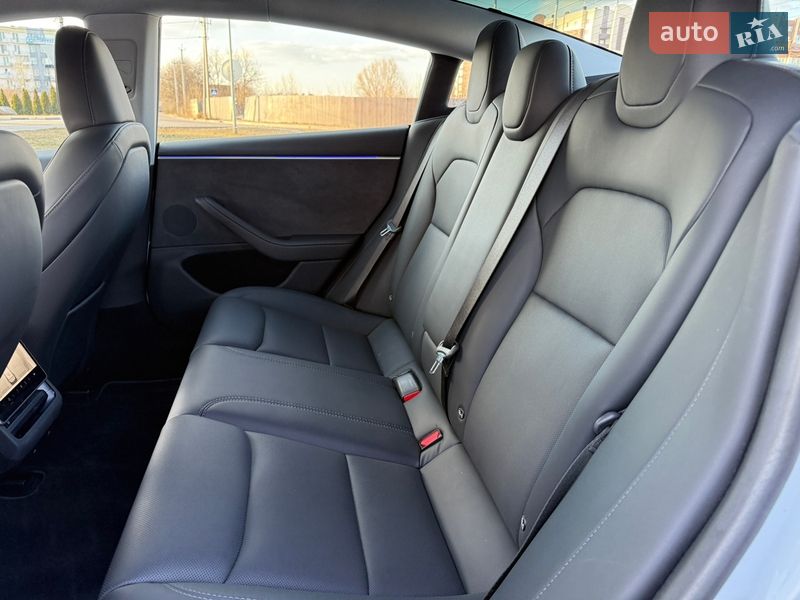 Седан Tesla Model 3 2024 в Києві фото 37 Седан Tesla Model 3 2024 в Києві
