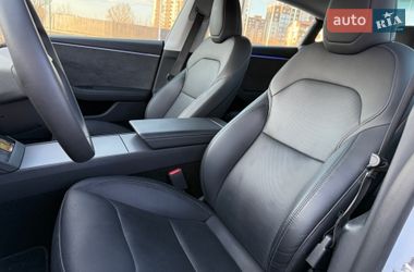 Седан Tesla Model 3 2024 в Киеве