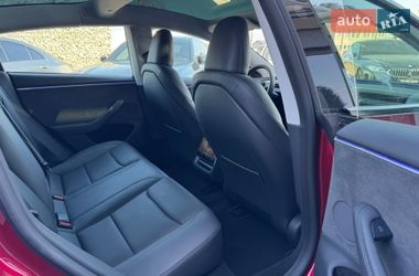 Седан Tesla Model 3 2024 в Ивано-Франковске