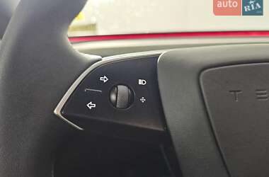 Седан Tesla Model 3 2025 в Львове