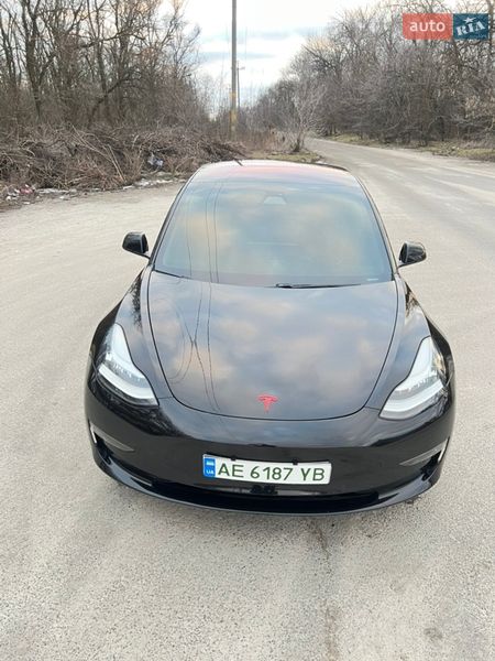 Седан Tesla Model 3 2019 в Дніпрі