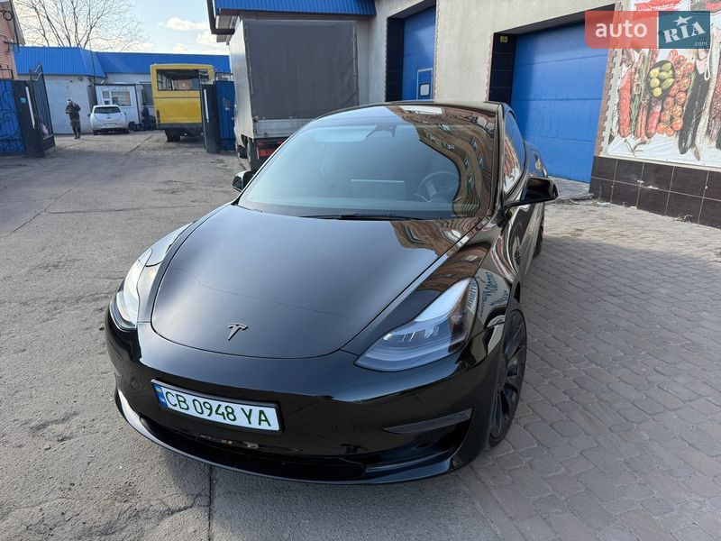 Седан Tesla Model 3 2023 в Киеве