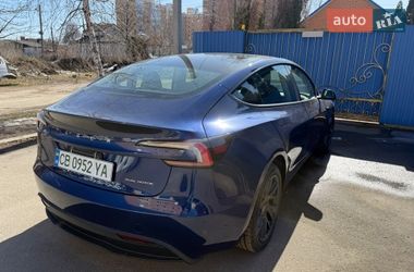 Седан Tesla Model 3 2024 в Киеве
