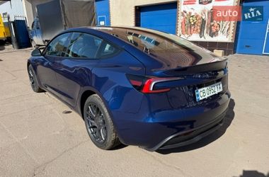 Седан Tesla Model 3 2024 в Киеве