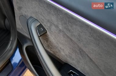 Седан Tesla Model 3 2024 в Ровно