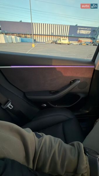 Седан Tesla Model 3 2024 в Рівному фото 23 Седан Tesla Model 3 2024 в Рівному