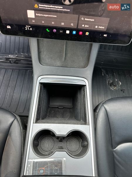 Седан Tesla Model 3 2022 в Тернополі