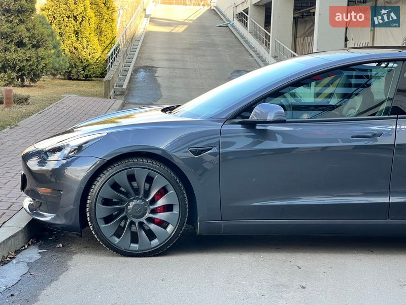 Седан Tesla Model 3 2021 в Киеве фото 12 Седан Tesla Model 3 2021 в Киеве