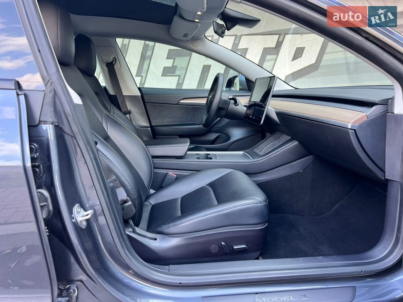Седан Tesla Model 3 2021 в Киеве фото 50 Седан Tesla Model 3 2021 в Киеве