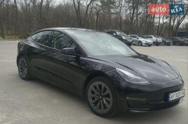 Седан Tesla Model 3 2022 в Запорожье
