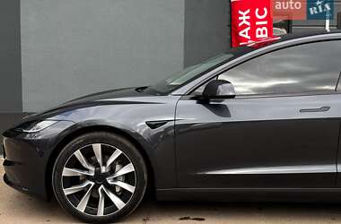 Седан Tesla Model 3 2024 в Киеве