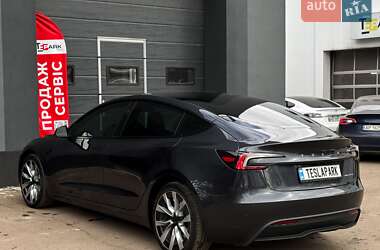 Седан Tesla Model 3 2024 в Киеве