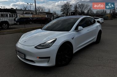 Седан Tesla Model 3 2019 в Миколаєві