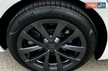 Седан Tesla Model 3 2019 в Николаеве