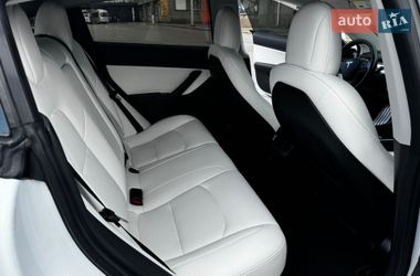 Седан Tesla Model 3 2019 в Николаеве