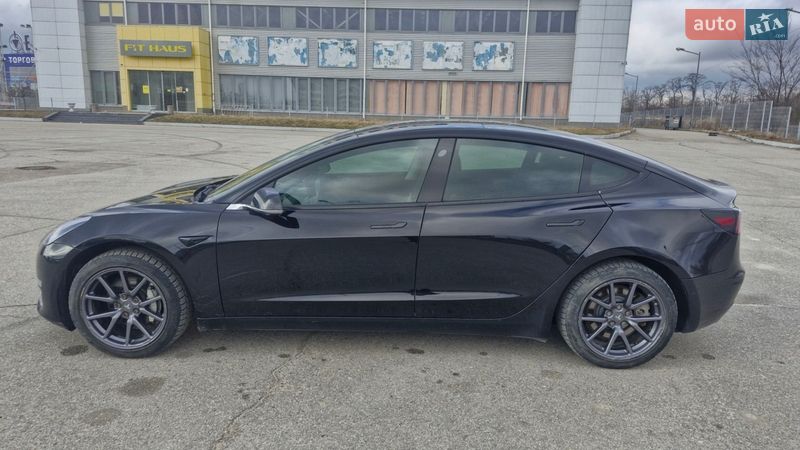 Седан Tesla Model 3 2019 в Запорожье