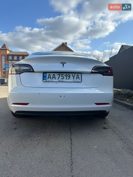 Седан Tesla Model 3 2018 в Ірпені