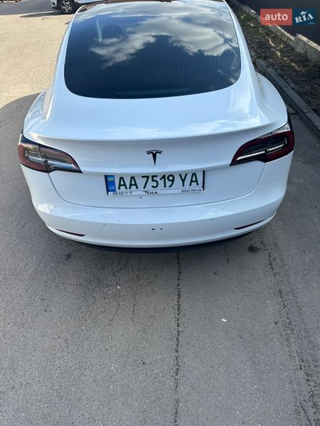 Седан Tesla Model 3 2018 в Ірпені