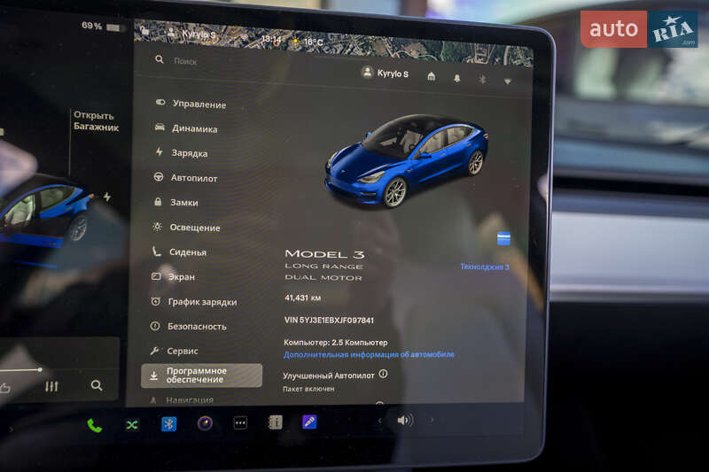 Седан Tesla Model 3 2018 в Киеве