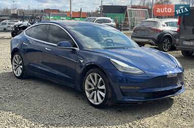 Седан Tesla Model 3 2019 в Луцьку