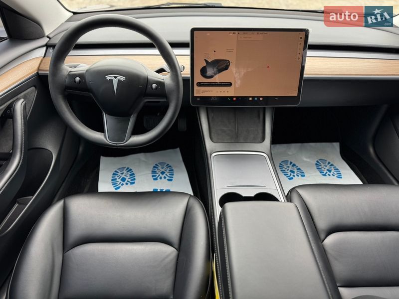 Седан Tesla Model 3 2023 в Умани фото 28 Седан Tesla Model 3 2023 в Умани