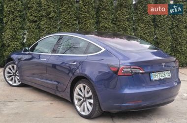 Седан Tesla Model 3 2017 в Одессе