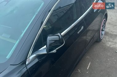 Седан Tesla Model 3 2019 в Виннице