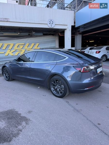 Седан Tesla Model 3 2019 в Киеве фото 34 Седан Tesla Model 3 2019 в Киеве