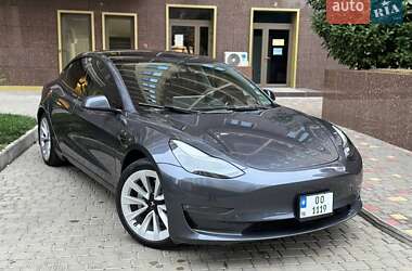 Седан Tesla Model 3 2023 в Одесі