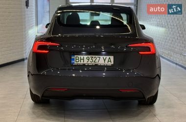 Седан Tesla Model 3 2025 в Одессе