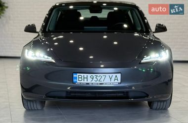 Седан Tesla Model 3 2025 в Одессе