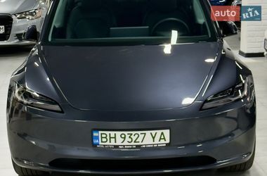 Седан Tesla Model 3 2025 в Одессе