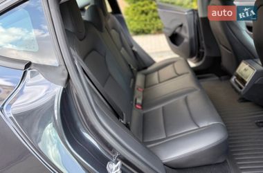 Седан Tesla Model 3 2025 в Одессе