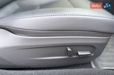Седан Tesla Model 3 2025 в Одессе