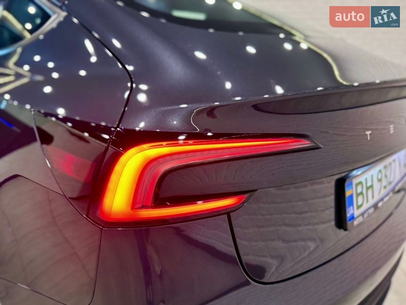 Седан Tesla Model 3 2025 в Одессе