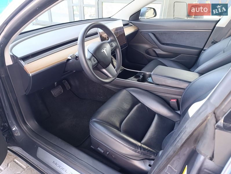 Седан Tesla Model 3 2020 в Кам'янець-Подільському фото 8 Седан Tesla Model 3 2020 в Кам'янець-Подільському