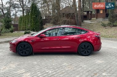 Седан Tesla Model 3 2024 в Новояворовске