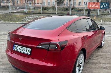 Седан Tesla Model 3 2022 в Днепре