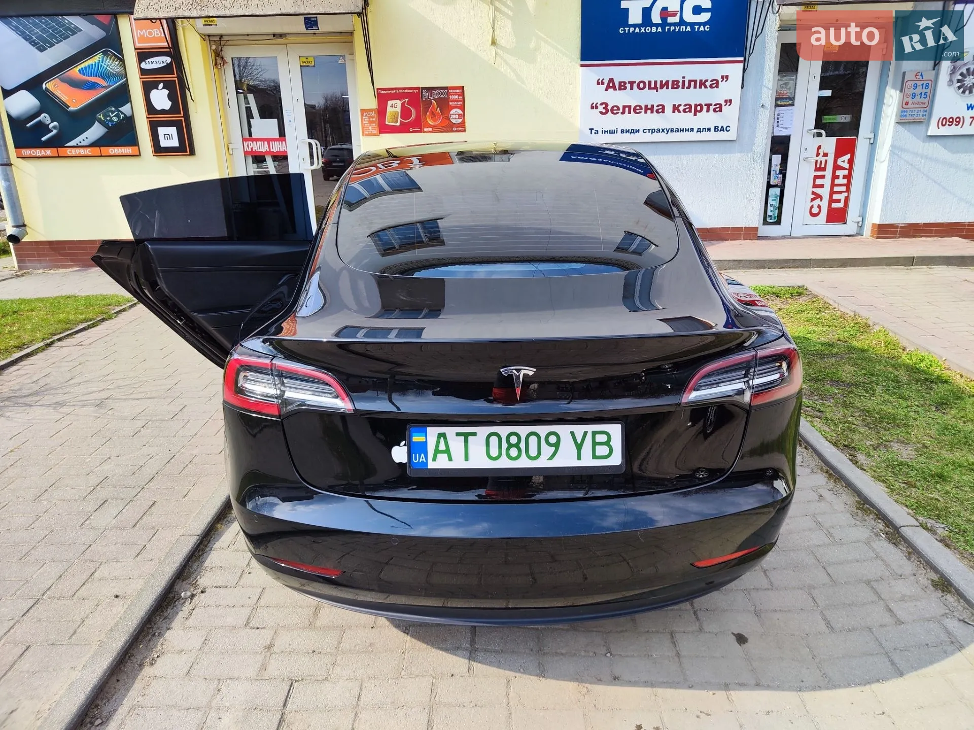 2021 Tesla Model 3 - мініатюра 16