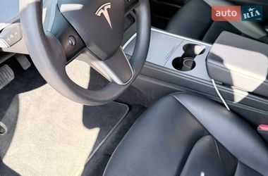 Седан Tesla Model 3 2022 в Броварах