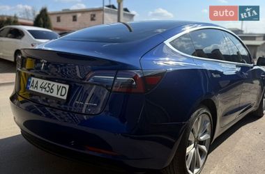Седан Tesla Model 3 2018 в Киеве